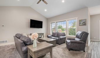 8423 76th St SE, Alto, MI 49302