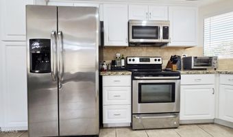 11007 W COTTONWOOD Ln, Avondale, AZ 85392