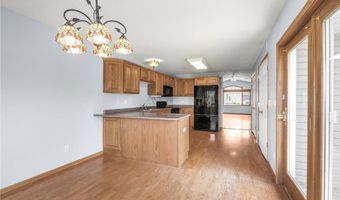 511 Raymond Ave, Albert Lea, MN 56007