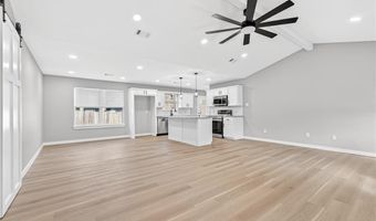 2300 Pine Ln, Barling, AR 72923