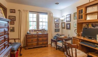 19494 Oakwood Dr, Abingdon, VA 24211