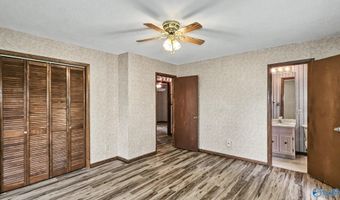 13342 Ridinger Rd, Athens, AL 35611