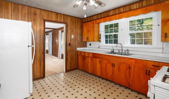 460 FOUR MILE Dr, Anniston, AL 36206