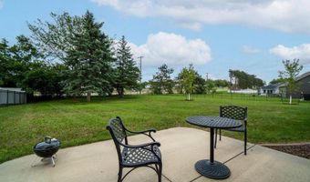 1604 St Andrews Dr, Altoona, WI 54720