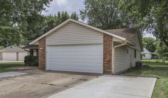 40 Village Rd, Bargersville, IN 46106
