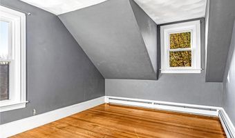 12 Lookout Ave, North Providence, RI 02911