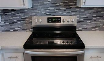 445 N 14th St D, Las Vegas, NV 89101