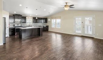 525 W El Norte Pkwy 214, Escondido, CA 92026
