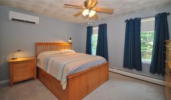 83 Rolling Hill Dr, Exeter, RI 02822