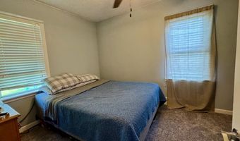 810 S Merton St, Aberdeen, SD 57401