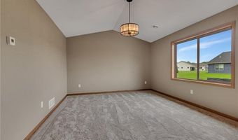 212 Woolgrass Way, Avon, MN 56310