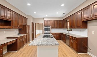 6117 YORKHILL Dr, Bartlett, TN 38135