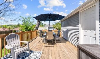 19 Boonton St, Andover, NJ 07801