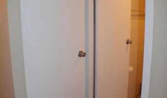 2500 N VAN DORN St 316, Alexandria, VA 22302