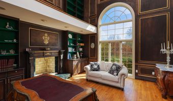 6 Hayes Ct, Atlantic Highlands, NJ 07716