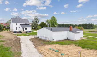 5785 Beechwood Ave, Alliance, OH 44601
