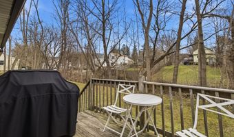 212 Dewey St, Bennington, VT 05201