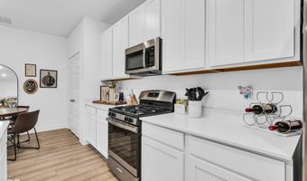 7215 Governors Row, Avon, IN 46123