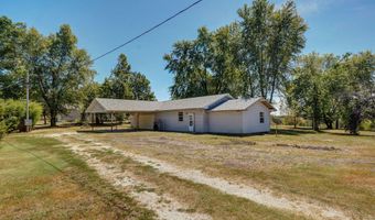 6896 N Farm Rd 1, Ash Grove, MO 65604