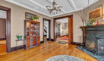 21 Laurel Ave, Auburn, ME 04210