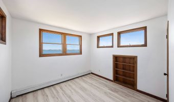 154 Shore Dr E, Amagansett, NY 11930