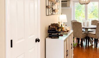 18 Founders Vlg 18, Clinton, CT 06413