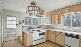 620 S MUHLENBERG St, Allentown, PA 18104