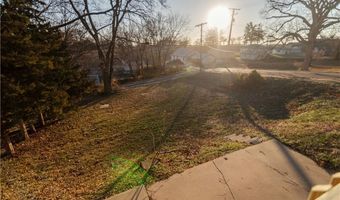 1520 S 7th St, Atchison, KS 66002