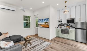 1306 W SMITH St, Orlando, FL 32804