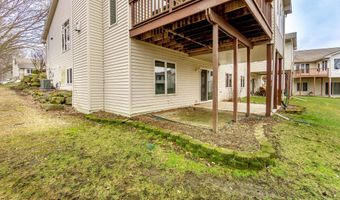 1 Fairview Trl, Waunakee, WI 53597