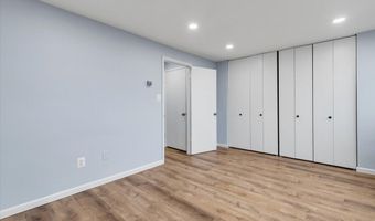 4520 KING St 601, Alexandria, VA 22302