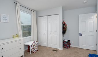 946 Willow Creek Dr, Alexandria, KY 41001