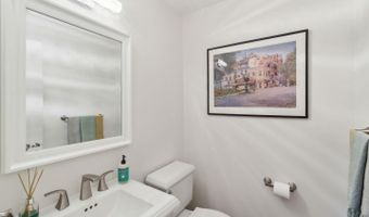 7809 FOX GATE Ct, Bethesda, MD 20817