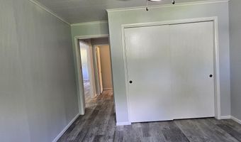 1800 White Dr, Batesville, AR 72501