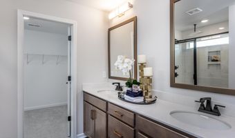 549 Watauga Ln, Aberdeen, NC 28315