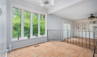 512 SLEEPY HOLLOW Dr, Alexander City, AL 35010