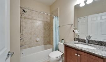 5422 SUNSET FALLS Dr, Apollo Beach, FL 33572