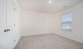 80 Nailsworth St, Angier, NC 27501
