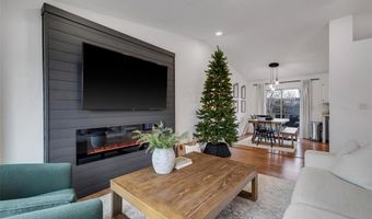 4205 Sunny Glen Ct, Arnold, MO 63010