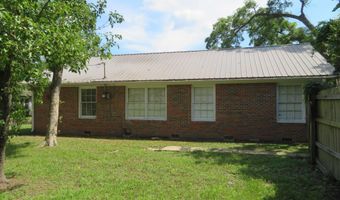 605 N 13th St, Arkadelphia, AR 71923