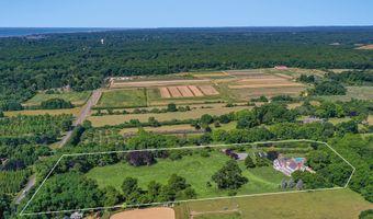 335 Town Ln, Amagansett, NY 11930