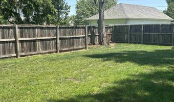 1115 Washington Ave E, Albia, IA 52531