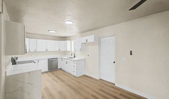 1065 W WHITELEY St, Apache Junction, AZ 85120