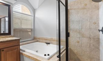 3810 Azure Ln, Addison, TX 75001