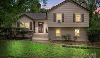 1914 Bonnie Ln, Charlotte, NC 28213