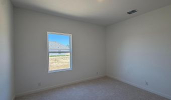 242 Brood Dr, Adkins, TX 78101