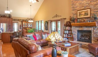 16301 Highlands Log Dr, Abingdon, VA 24210