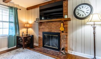 310 Morton Ln, Appomattox, VA 24522