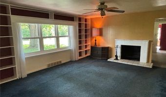 1961 Killian Rd, Akron, OH 44312
