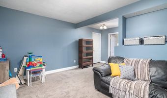 26 High St, North Kingstown, RI 02852
